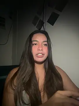 Snapshot of urasianlady chatting on November 8, 5:12 pm urasianlady online show from November 8, 5:12 pm