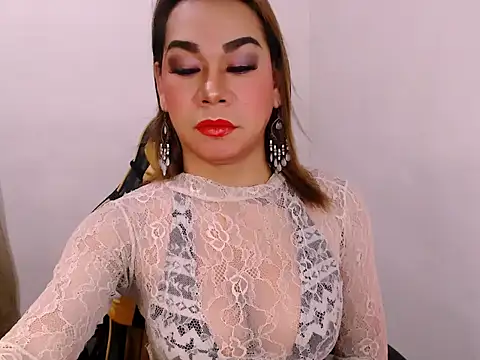 Snapshot of xxMistressWildKimxx chatting on September 11, 12:22 am xxMistressWildKimxx online show from September 11, 12:22 am