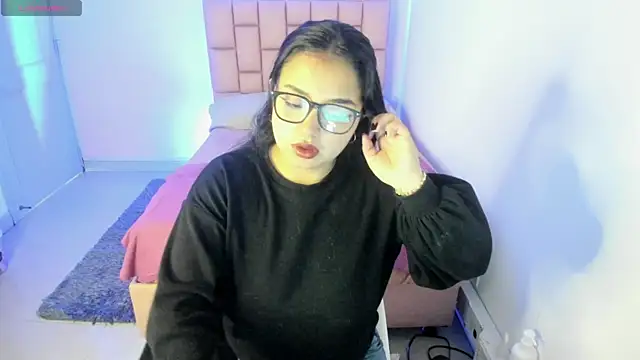 Snapshot of SofiDoll_cg chatting on September 16, 12:06 pm SofiDoll cg online show from September 16, 12:06 pm