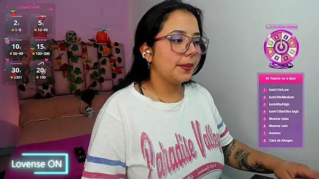 Snapshot of SofiDoll_cg chatting on October 30, 12:28 pm SofiDoll cg online show from October 30, 12:28 pm