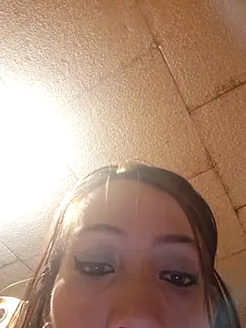 Snapshot of Tudiablita21 chatting on March 14, 11:15 am Tudiablita21 online show from March 14, 11:15 am