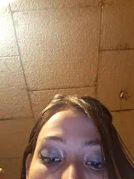 Snapshot of Tudiablita21 chatting on March 24, 6:57 pm Tudiablita21 online show from March 24, 6:57 pm