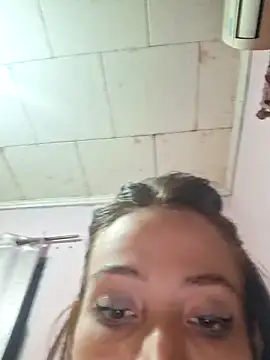 Snapshot of Tudiablita21 chatting on April 13, 4:51 am Tudiablita21 online show from April 13, 4:51 am