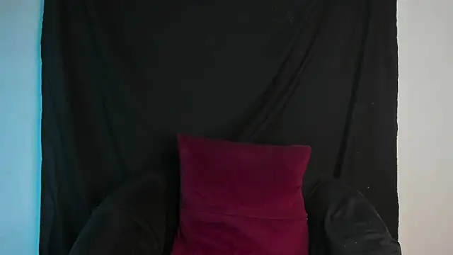 Britney Rose online show from March 17, 4:50 am