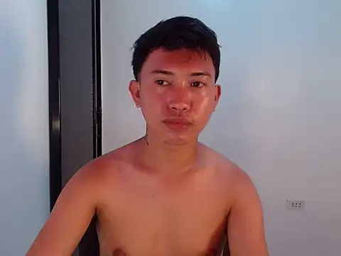 Snapshot of onebigloadxxx chatting on March 28, 11:32 am onebigloadxxx online show from March 28, 11:32 am