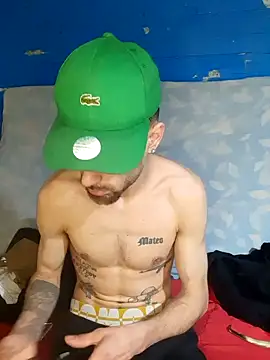 Snapshot of Demian24_ chatting on September 27, 10:37 pm Demian24 online show from September 27, 10:37 pm