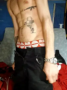 Snapshot of Demian24_ chatting on October 10, 5:28 am Demian24 online show from October 10, 5:28 am