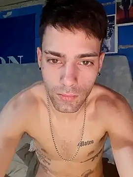 Snapshot of Demian24_ chatting on October 31, 7:59 pm Demian24 online show from October 31, 7:59 pm