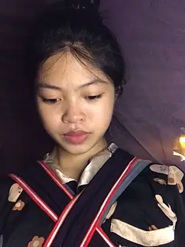 Thy00   online show from October 7, 7:38 am