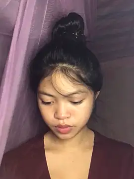 Thy00   online show from October 10, 3:05 am