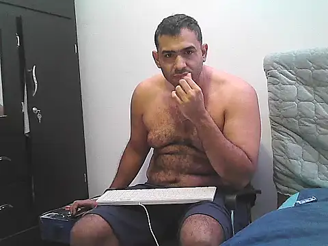 morenocabro10 online show from October 25, 8:14 pm