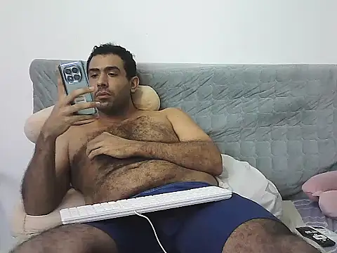 morenocabro10 online show from December 5, 3:09 pm