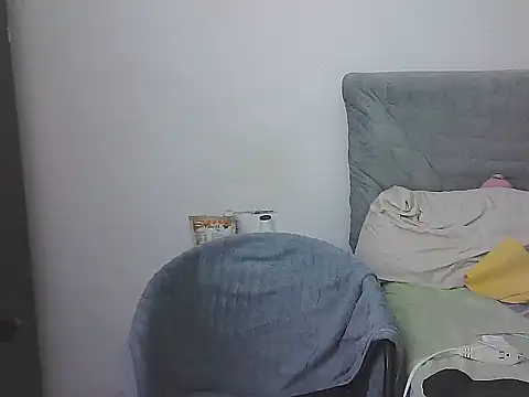 morenocabro10 online show from May 6, 11:32 pm