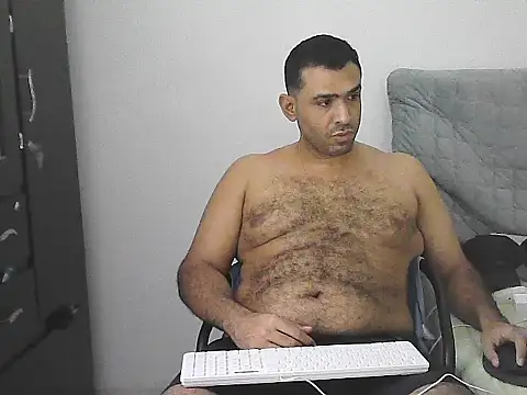 morenocabro10 online show from May 10, 10:37 pm