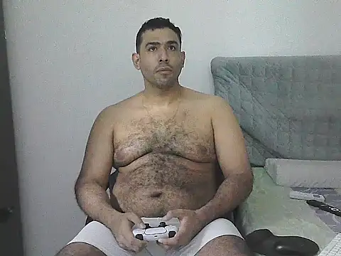 morenocabro10 online show from May 18, 9:09 pm