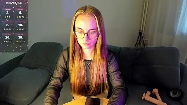 Snapshot of MewStella chatting on September 23, 7:11 am MewStella online show from September 23, 7:11 am