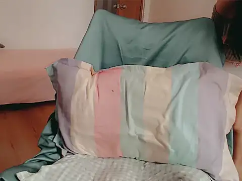 Tea Mei online show from March 25, 3:12 am