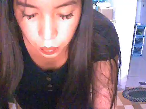 Snapshot of NicoleRoseTS chatting on May 17, 2:13 pm NicoleRoseTS online show from May 17, 2:13 pm