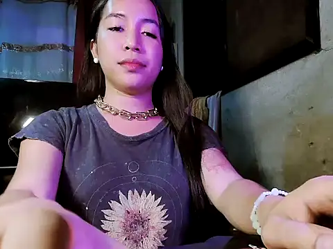 Snapshot of NicoleRoseTS chatting on May 18, 2:34 pm NicoleRoseTS online show from May 18, 2:34 pm