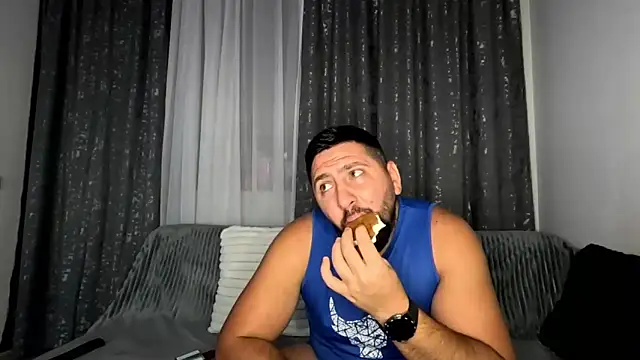 Snapshot of Gold_Alpha_Boy chatting on September 21, 5:14 pm Gold Alpha Boy online show from September 21, 5:14 pm