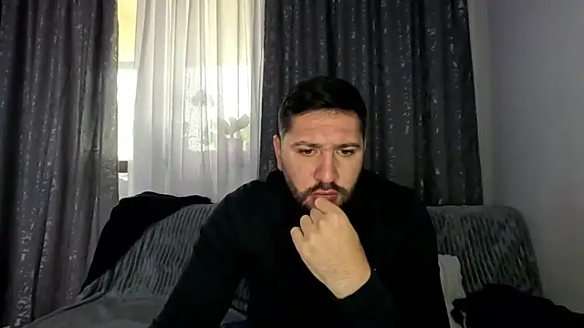 Snapshot of Gold_Alpha_Boy chatting on October 3, 5:37 am Gold Alpha Boy online show from October 3, 5:37 am