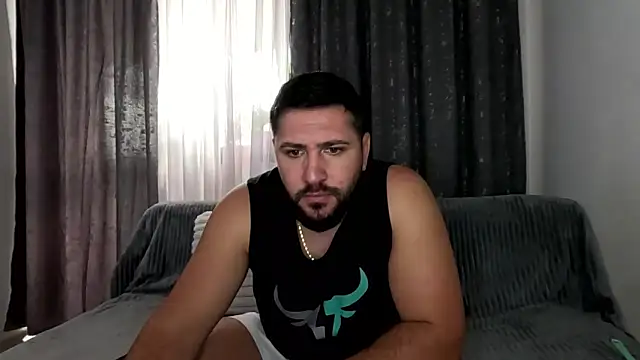 Snapshot of Gold_Alpha_Boy chatting on October 13, 11:21 am Gold Alpha Boy online show from October 13, 11:21 am