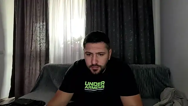 Snapshot of Gold_Alpha_Boy chatting on October 19, 10:05 am Gold Alpha Boy online show from October 19, 10:05 am