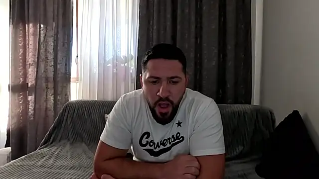 Snapshot of Gold_Alpha_Boy chatting on October 20, 1:11 pm Gold Alpha Boy online show from October 20, 1:11 pm