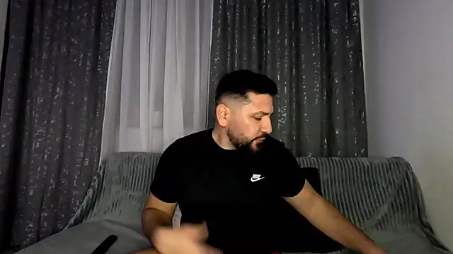 Snapshot of Gold_Alpha_Boy chatting on October 24, 7:43 pm Gold Alpha Boy online show from October 24, 7:43 pm