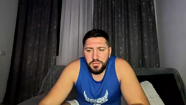 Snapshot of Gold_Alpha_Boy chatting on October 27, 3:38 pm Gold Alpha Boy online show from October 27, 3:38 pm