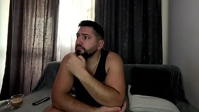 Snapshot of Gold_Alpha_Boy chatting on October 30, 7:43 am Gold Alpha Boy online show from October 30, 7:43 am