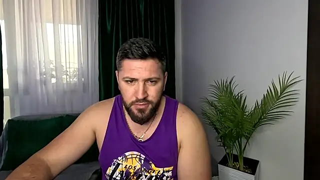 Gold Alpha Boy online show from May 8, 2:44 pm