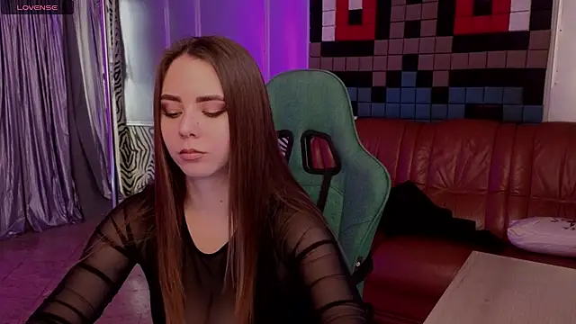 IvoryWood  online show from October 5, 9:51 am