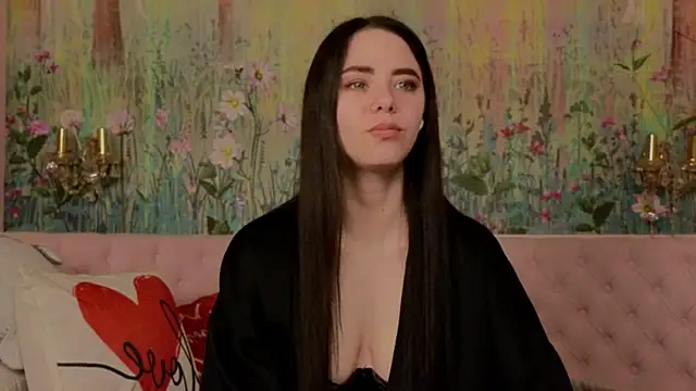 IvoryWood  online show from May 12, 6:27 pm