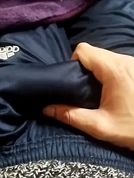 idhem   31 online show from March 13, 12:23 pm