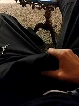 idhem   31 online show from March 24, 8:36 pm