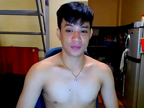 Snapshot of ASIANFULLYLOADEDCUM chatting on June 5, 7:25 am ASIANFULLYLOADEDCUM online show from June 5, 7:25 am
