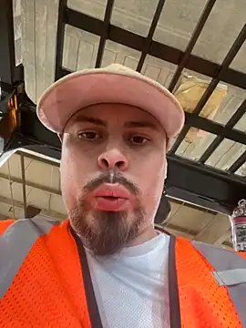 PuttieIn online show from October 3, 5:10 pm