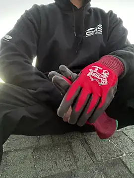 PuttieIn online show from January 16, 2:21 pm