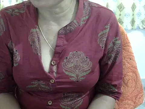 CHAMELI4747 online show from February 2, 9:08 am