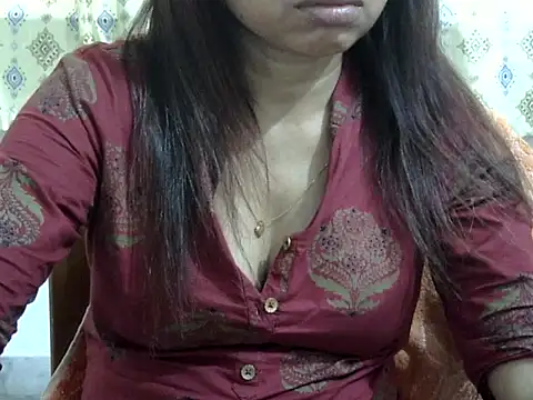 CHAMELI4747 online show from May 11, 9:04 am