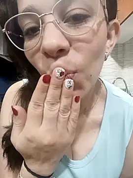 Snapshot of Isabella5_Brown_ chatting on September 20, 12:06 pm Isabella5 Brown online show from September 20, 12:06 pm