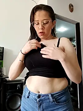 Isabella5 Brown  online show from November 7, 3:34 pm