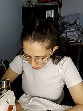 Isabella5 Brown  online show from December 2, 4:24 pm