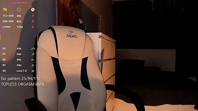 Aura boobss online show from March 27, 9:47 pm