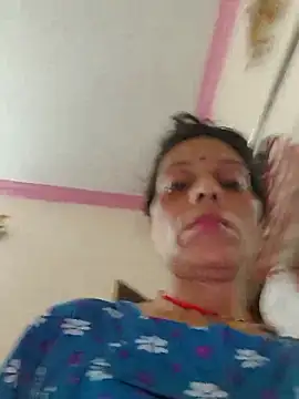 Snapshot of ISHANI-SINGH chatting on September 18, 2:35 am ISHANI-SINGH online show from September 18, 2:35 am