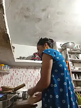 Snapshot of ISHANI-SINGH chatting on September 29, 3:22 am ISHANI-SINGH online show from September 29, 3:22 am