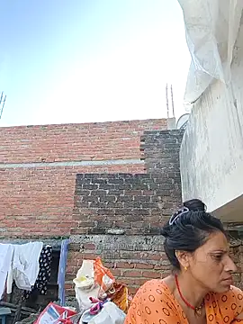 Snapshot of ISHANI-SINGH chatting on October 4, 2:09 am ISHANI-SINGH online show from October 4, 2:09 am