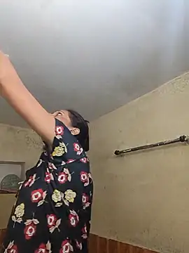 Snapshot of ISHANI-SINGH chatting on October 16, 6:31 pm ISHANI-SINGH online show from October 16, 6:31 pm