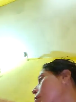 Snapshot of ISHANI-SINGH chatting on October 31, 2:45 am ISHANI-SINGH online show from October 31, 2:45 am